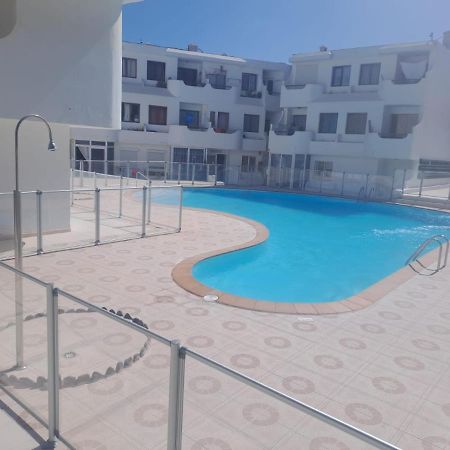 Ocean Sunrise Apartment Costa De Antigua Bagian luar foto